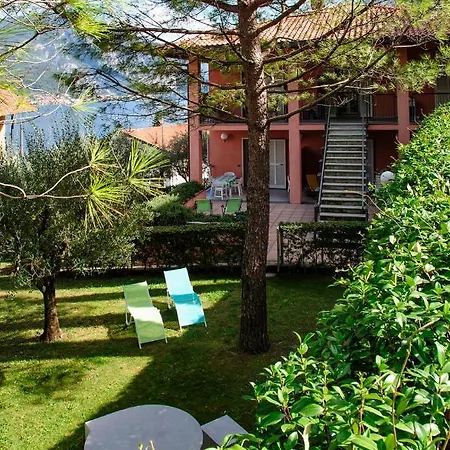 Ca' Eli 2 Апартаменты Oliveto Lario